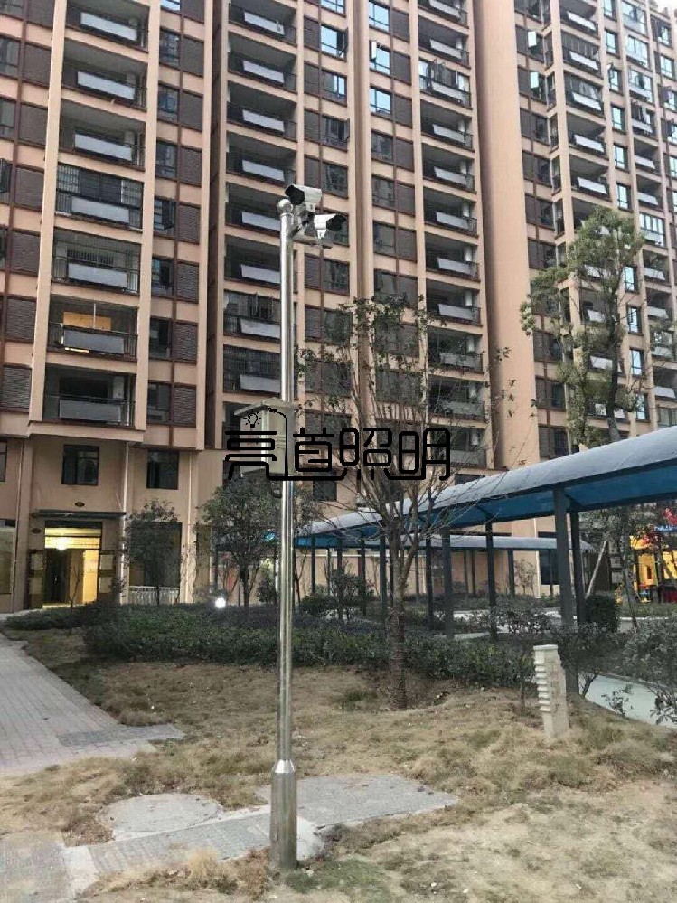 风光互补太阳能监控 景区太阳能监控 八棱杆监控杆